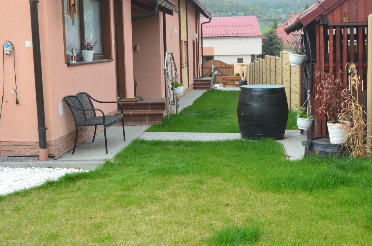 Ezathouse Devičie Hotel Krupina Buitenkant foto